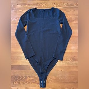 OLD NAVY | Ribbed Square Neck Black Bodysuit